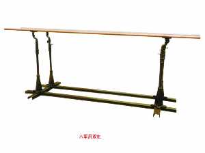 軍用雙杠